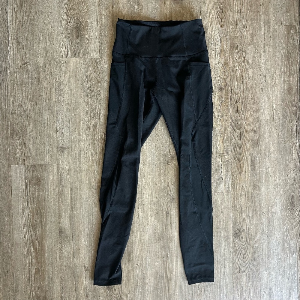 Old Navy Black Mesh Elevate Go-Dry Leggings